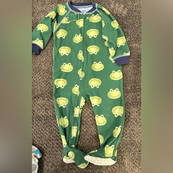 Carter's bundle three fleece sleepers.  Size 12 mo - Picture 2 of 4